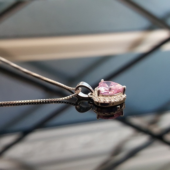Pink Cubic Zirconia Heart Pendant. - Picture 2 of 7